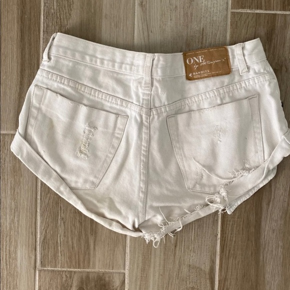 One Teaspoon Bundle - Picture 7 of 9